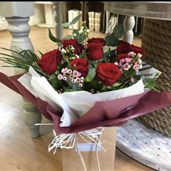 12 Red Freedom Roses